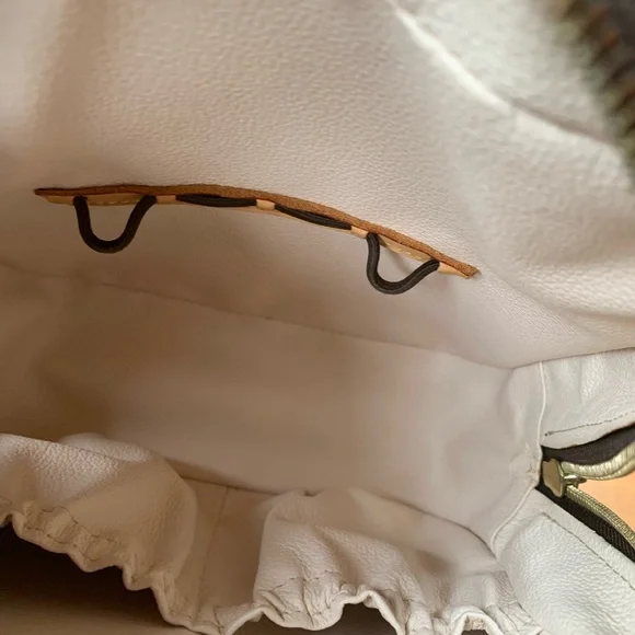 Louis Vuitton Monogram Spontini Bag - Picture 16 of 16